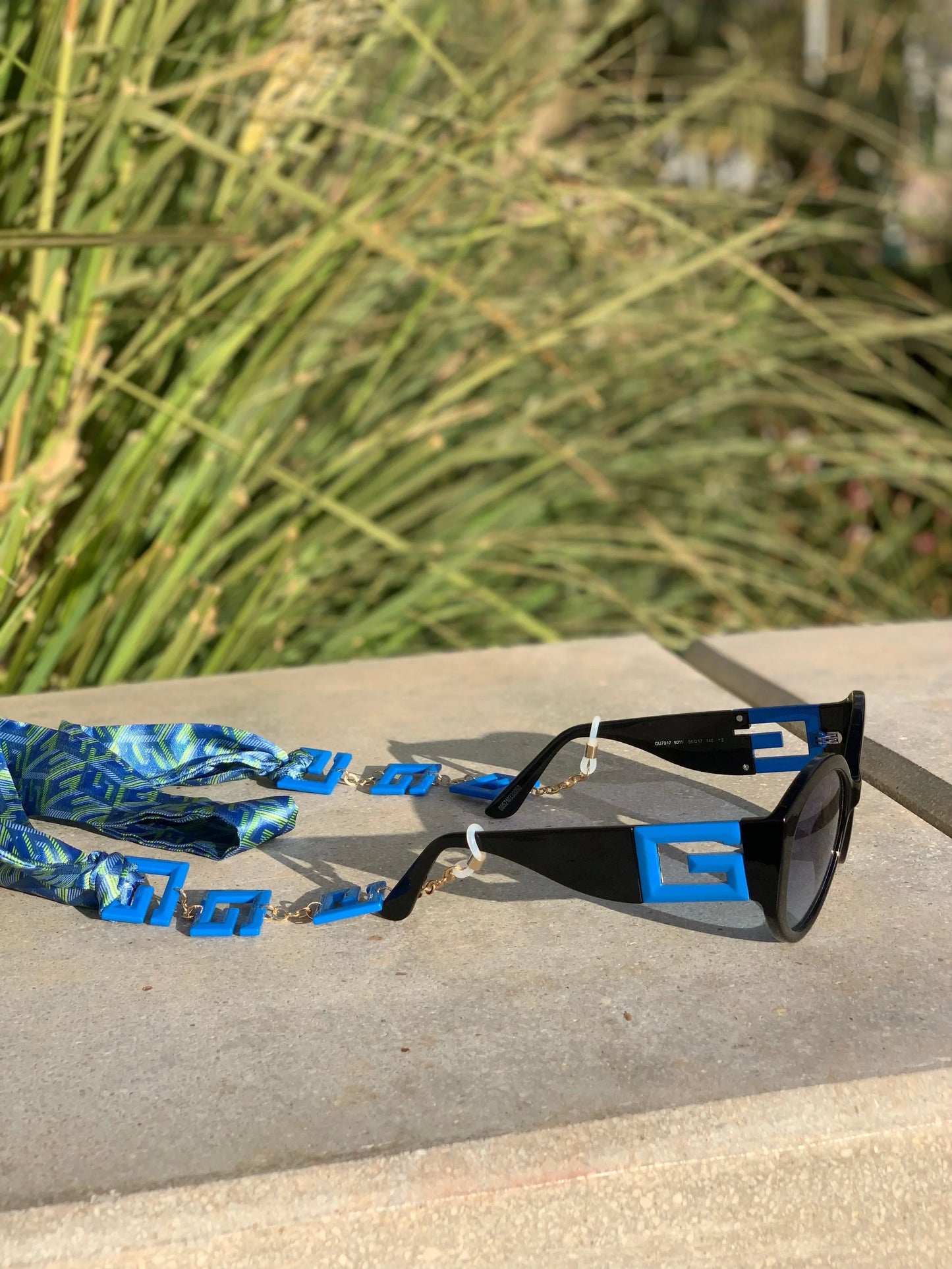 GUESS 7917 92W - OPTIQUE AMSTERDAM
