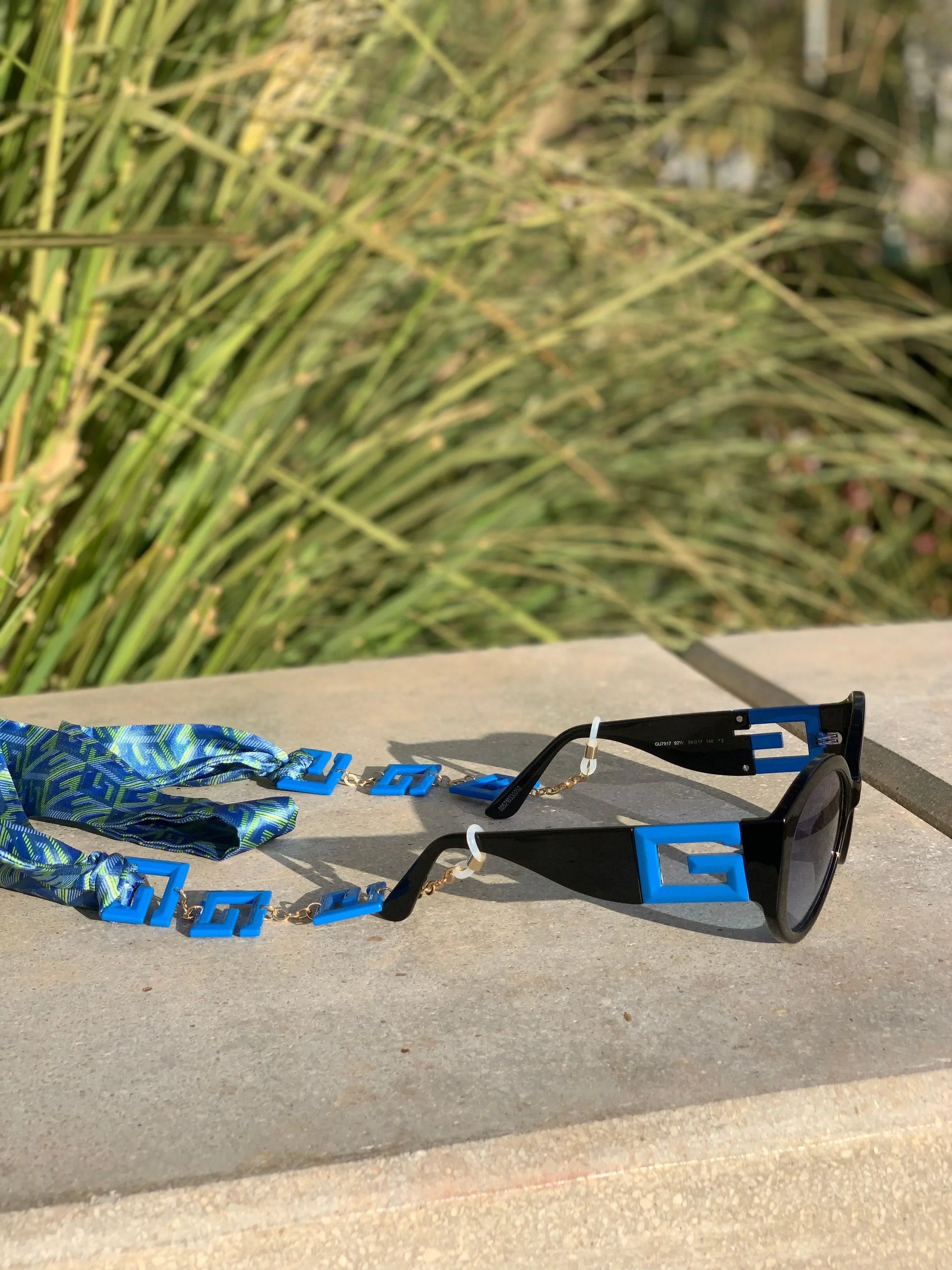 GUESS 7917 92W - OPTIQUE AMSTERDAM